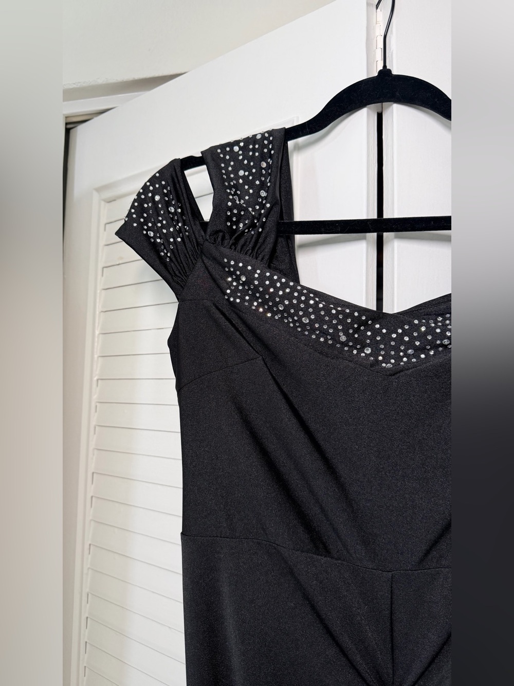 Black Rhinestone Ruched Maxi Dress – Size S/M - Picture 3 of 7